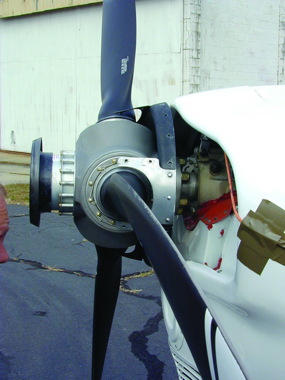 aircraft propeller without spinner